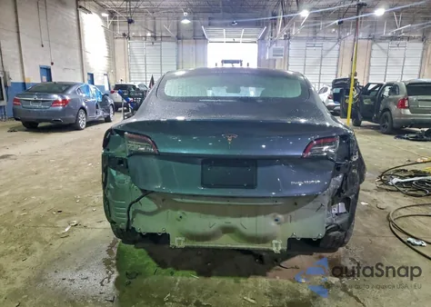 2020 Tesla Model 3 z USA, uszkodzony, nr VIN 5YJ3E1EB5LF635610